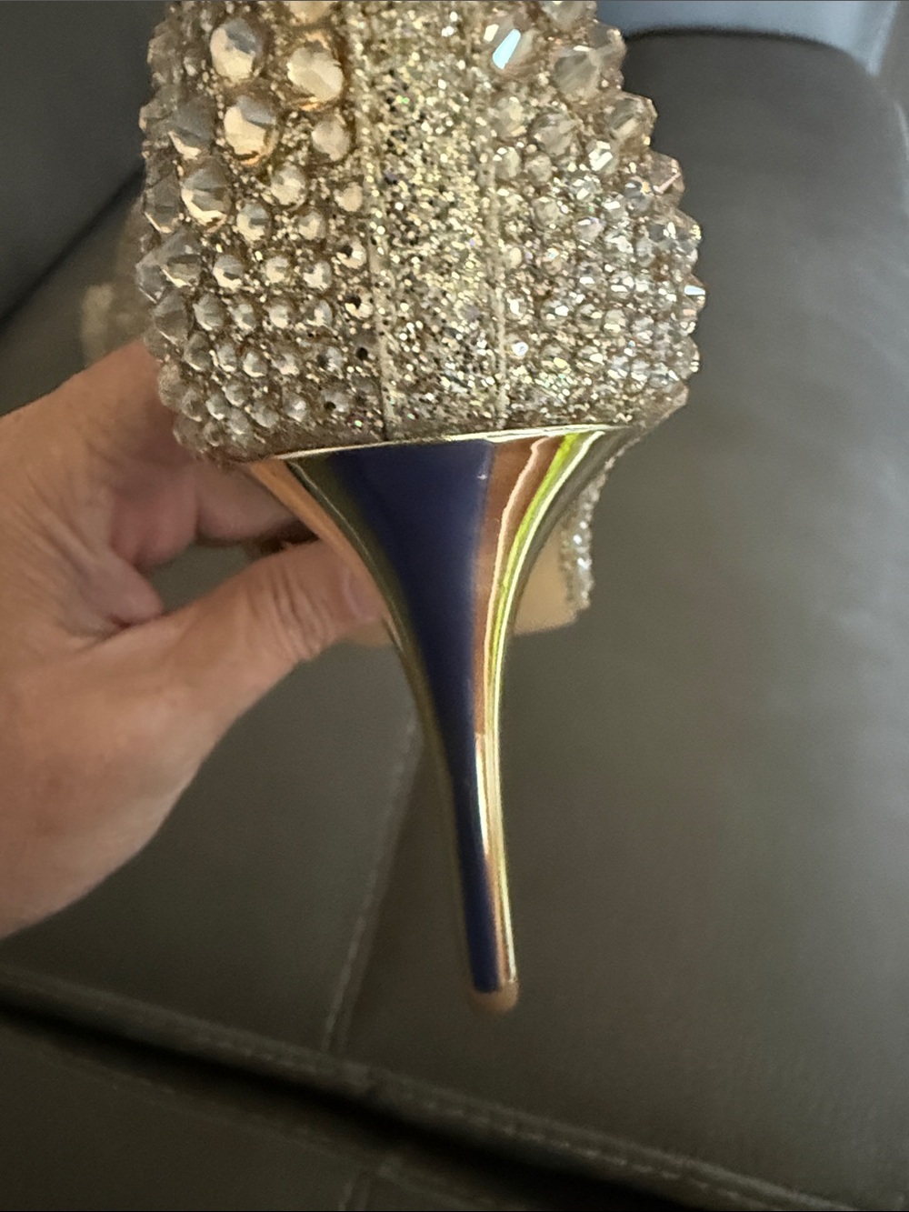 BRAND NEW Gianni Bini Gold Crystal Pointed Toe Pumps - Picture 6 of 6